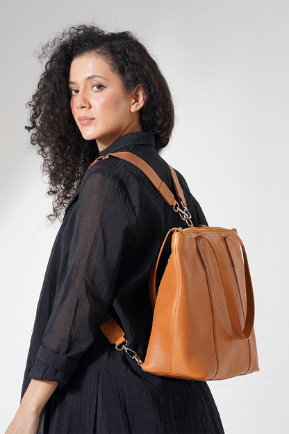 Aura Smart Tote